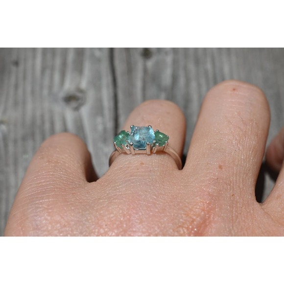 Aquamarine and Emerald engagement ring set size 3 4 5 6 7 8 9 10 11 12 13 - Picture 2 of 6